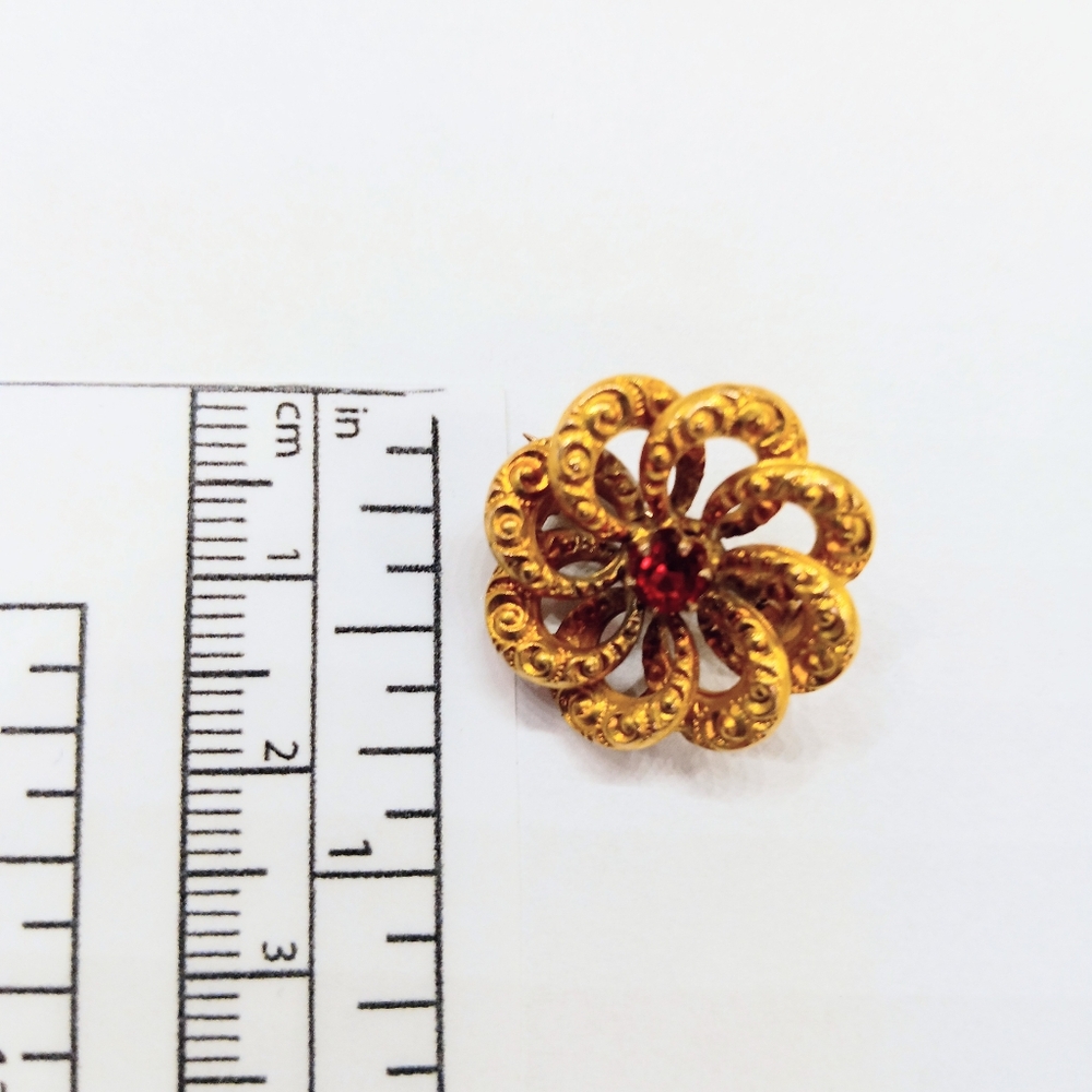 10k Ruby Tiny Button Pin Art Deco - image 3